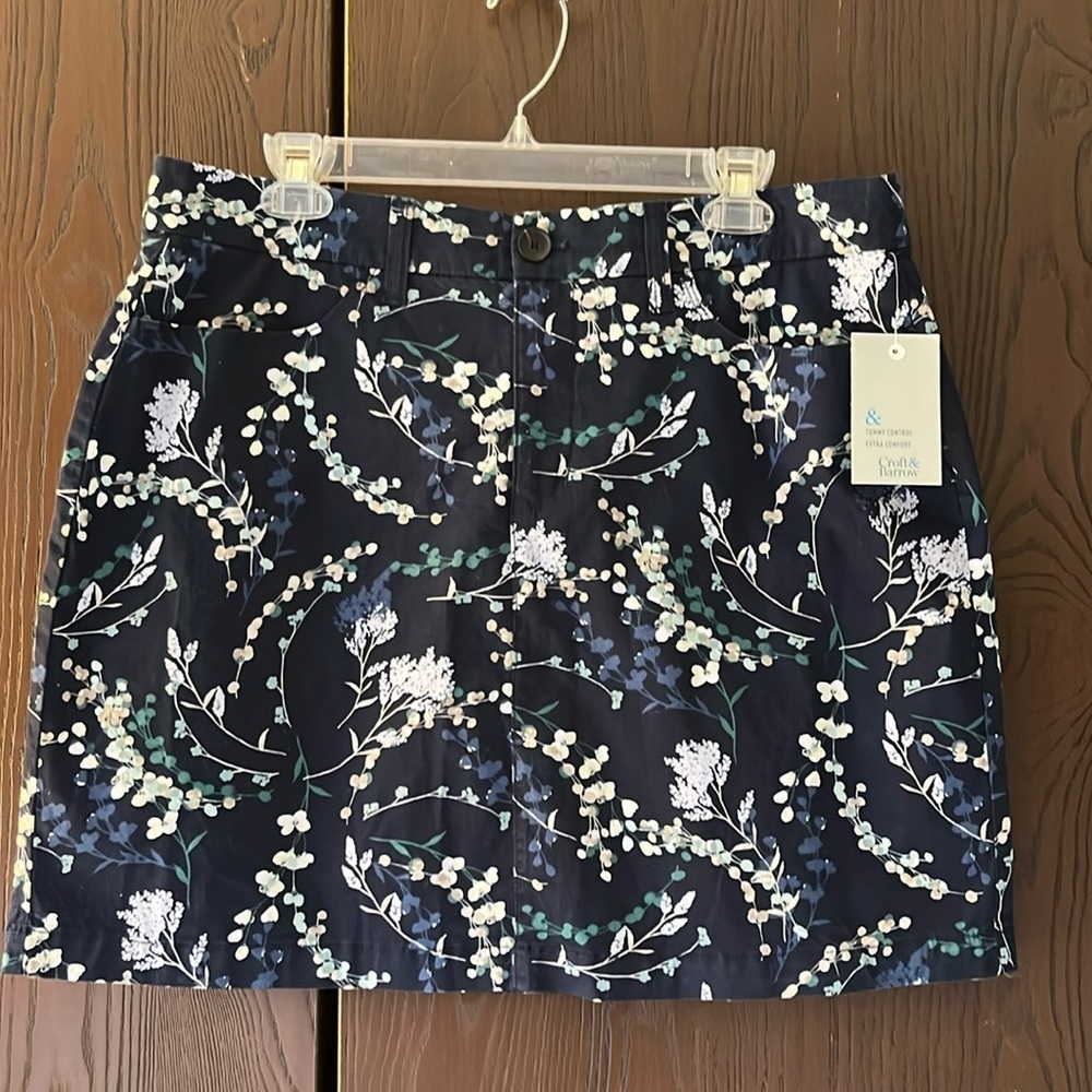 Croft & Barrow Floral Print Skort - Navy and White